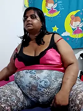 SusanaEshwar 即時 XXX 聊天