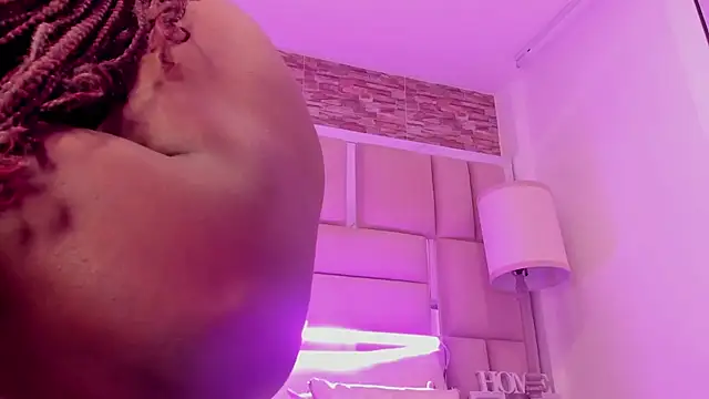 ShaniaBrownn – Live XXX-chat