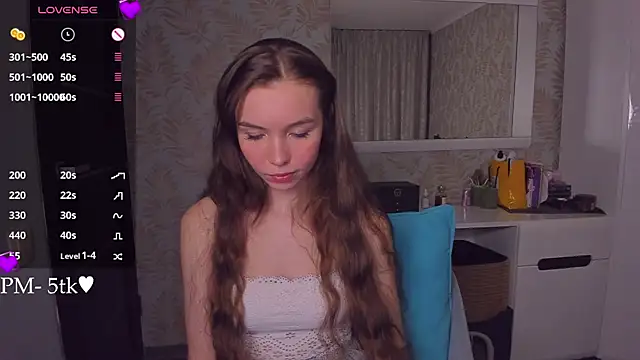 YonaBones – Live XXX-chat