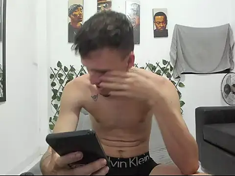 Show de webcam de Latins_Boss