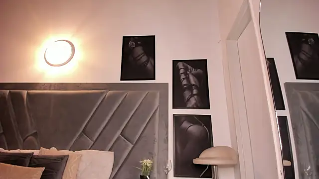 XXX chat uživo modela brenda_nova18