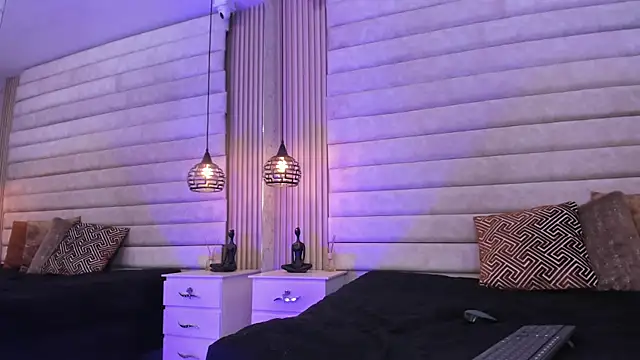 VictoriaaBlair Chat XXX in diretta