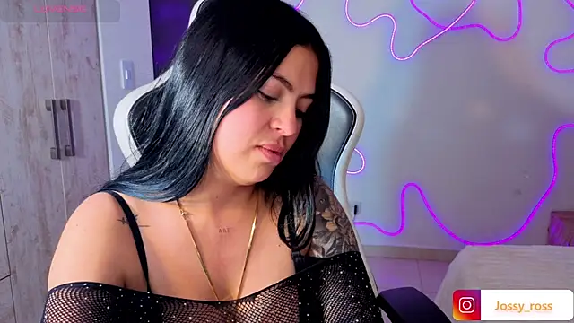 Chatroom XXX en direct de Victoryyy_