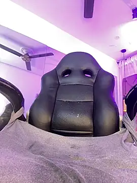 Auri__のライブXXXチャット