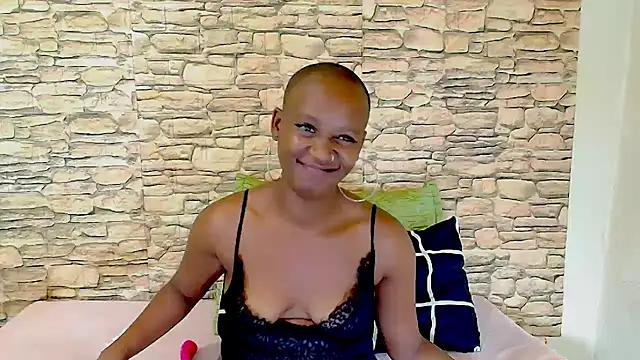 EbonyOlive69 – Live XXX-chat