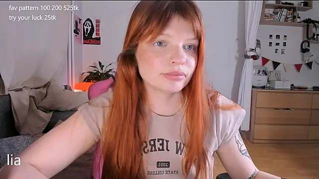 lil_lia élő XXX-chatje