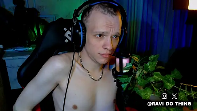 Czat XXX na żywo – ravi_olle