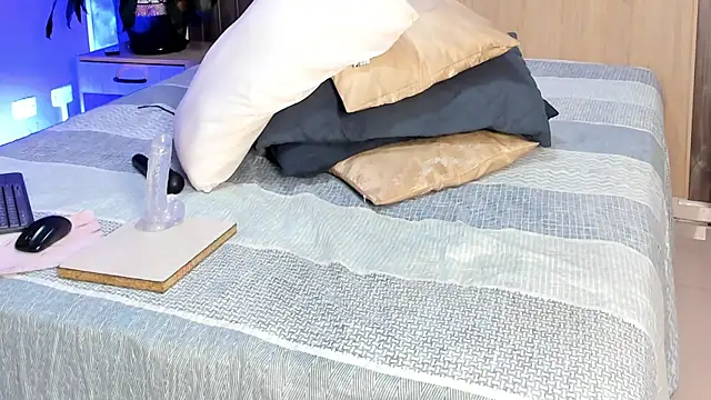 Chat XXX ao vivo de rebeca_cortez_