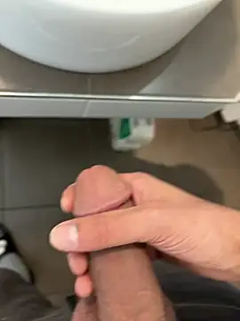 SergioGarcia93's Webcam Show