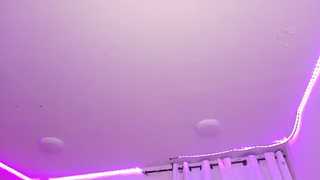 Chat XXX en directo de Sachi_Meow