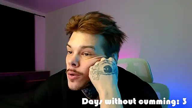 DENIS_HERE live XXX chat