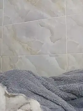 Sellena2 Adlı Modelin Canlı XXX Sohbeti