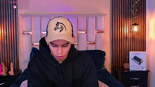 Онлайн чат XXX sky_jules