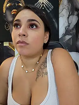 LizzRouse 라이브 XXX 채팅