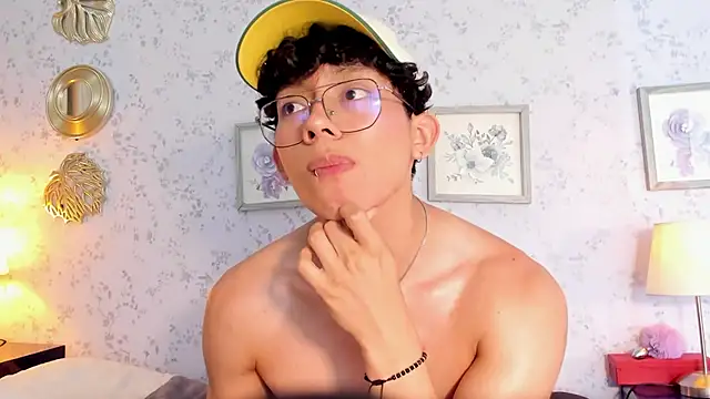 liam_twiinkn Webbikameraesitys