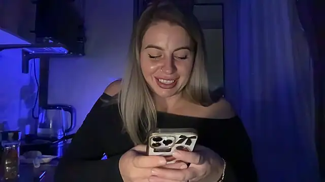 Lisorine's Webcam Show