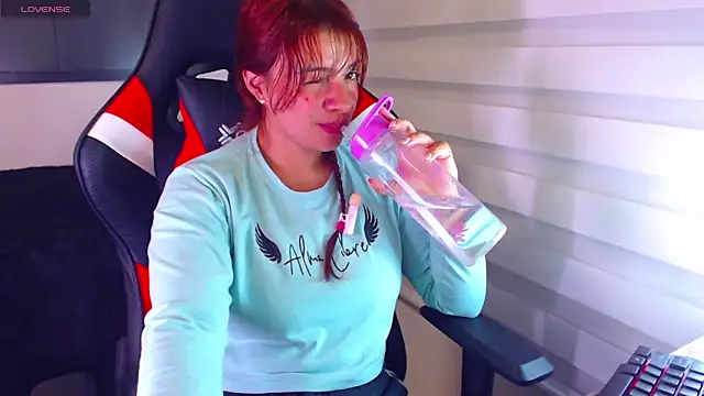 Vannessa__Shyのウェブカメラショー