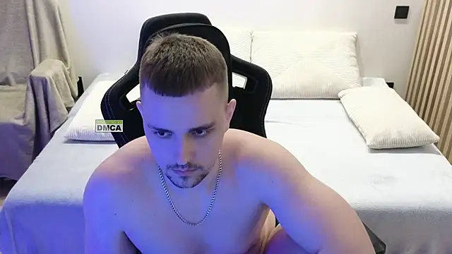 Chatroom XXX en direct de Larstar01