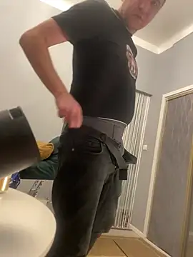 Вебкам-шоу Guttt888