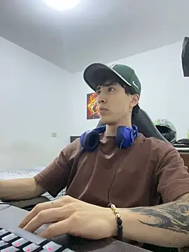 XXX chat uživo modela gojo_satoru_18