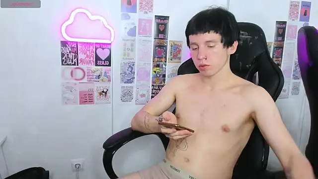 Вебкам-шоу CutieKai_