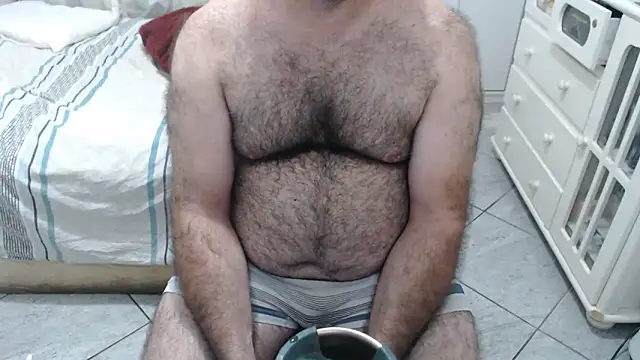 MysterBearMG Chat XXX in diretta