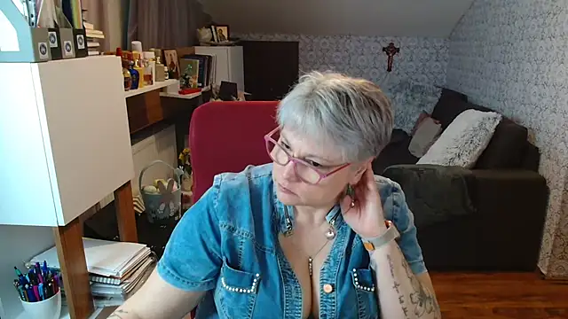 Živý XXX chat bigtits4you