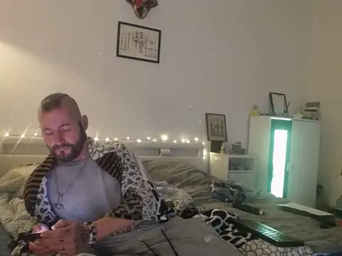 Shotokaner Show in webcam