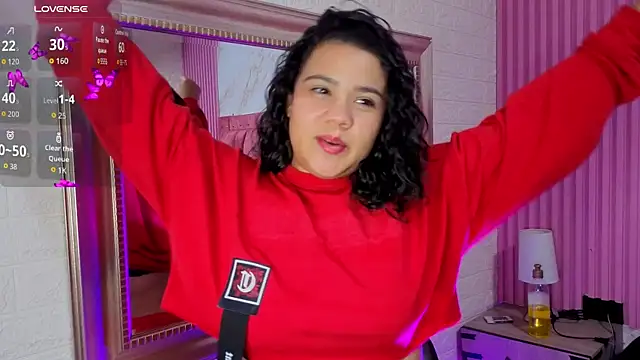 Онлайн чат XXX ValeryMorales