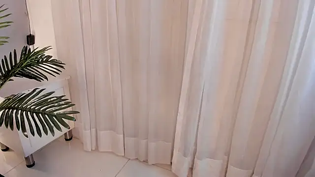 CannelaSmith 即時 XXX 聊天