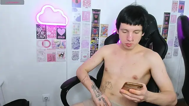 Chat +18 de CutieKai_ ao vivo