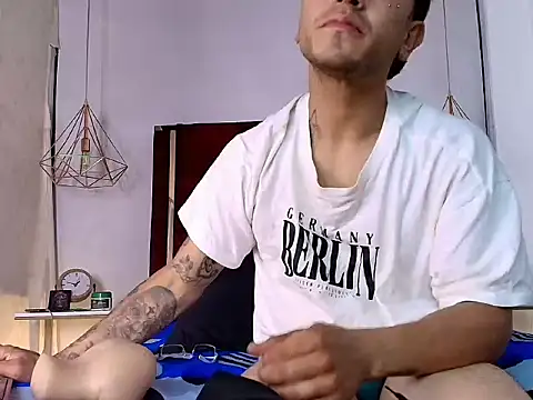 Thonixxx_mr 在線直播表演