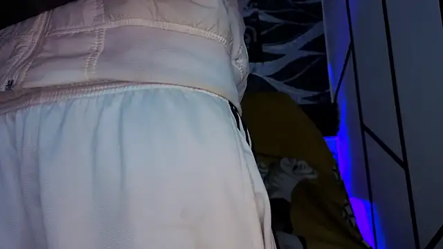 XXX chat uživo modela ELL_PBC