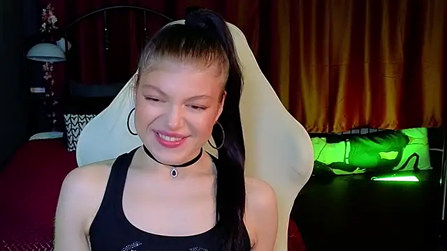 Softeach 现场XXX聊天