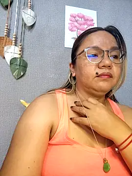 ambersmile 现场XXX聊天