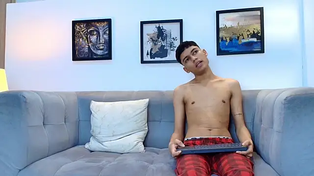 Chat +18 de HORNY_PRETTY ao vivo