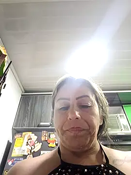 Chatroom XXX en direct de maynor_1998