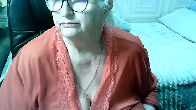 LolkaAlyss Chat XXX live