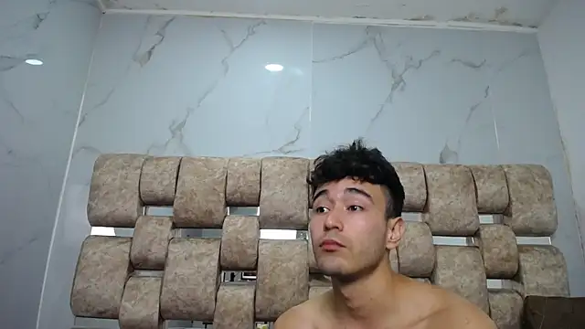 KathyAiden Adlı Modelin Web Kamerası Şovu