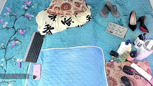 Eilin_clio's Live XXX Chat