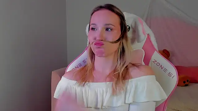 ElaraVoltage Obrolan Langsung XXX