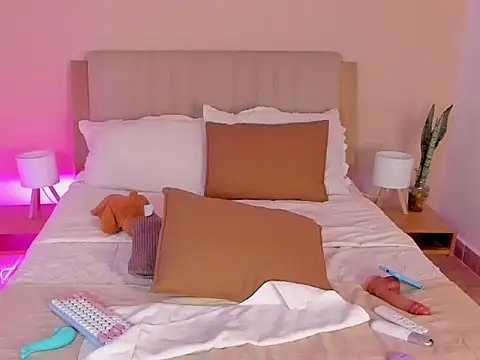 Nicolle_Duke Live XXX-Chat