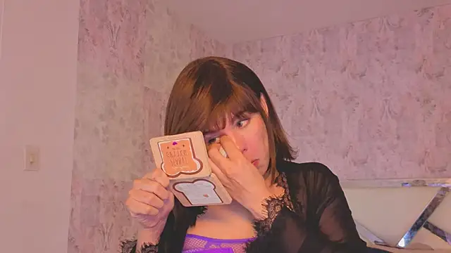 april_summer_ Live XXX-chat