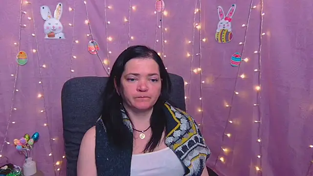 Chat XXX en directo de LauraFinn