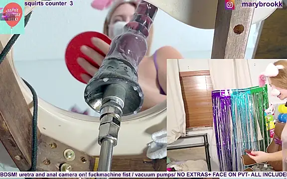 MaryBrook1 Adlı Modelin Canlı XXX Sohbeti