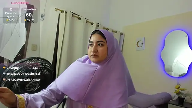 SamiraAwada: απευθείας συνομιλία ΧΧΧ