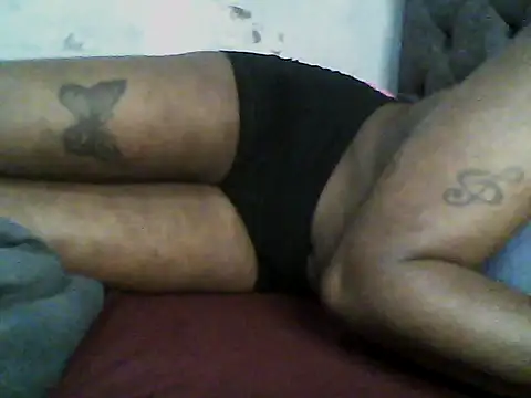 ndodzo1523's Live XXX Chat