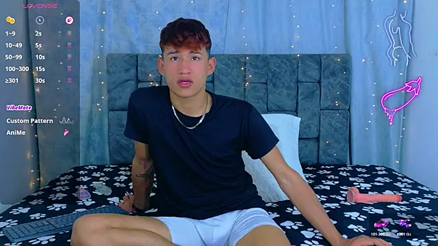 NicolasTorrez 网络视讯表演