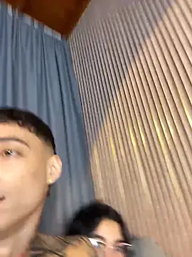 Chat XXX ao vivo de lustyvibes_