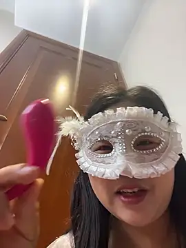 Amiehuahua 网络视讯表演